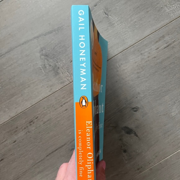 💙BOGO💙 Eleanor Oliphant is Completely Fine Book - Picture 2 of 4